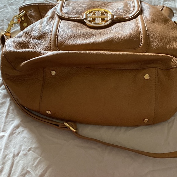 Tory Burch Amanda Classic Hobo - Picture 3 of 7